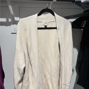 Universal Thread Women's Cream Cardigan